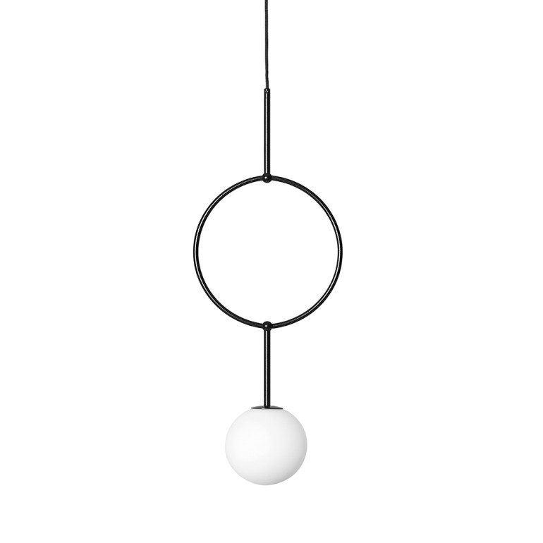 ISUULLA A black ceiling pendant lamp